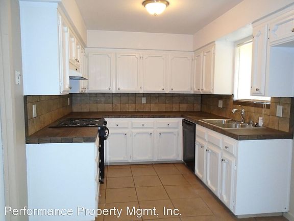 5th image of 4684 N Lorna Ave