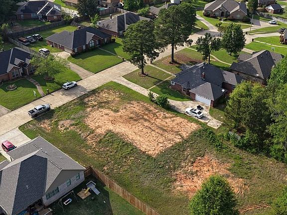 5th image of 41 Williams Cir