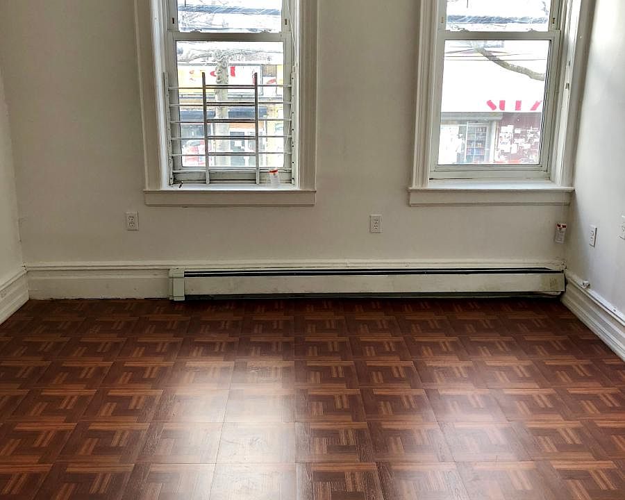 2nd image of 11614 101st Ave