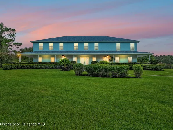 18427 Hancock Bluff Rd, Dade City, FL 33523