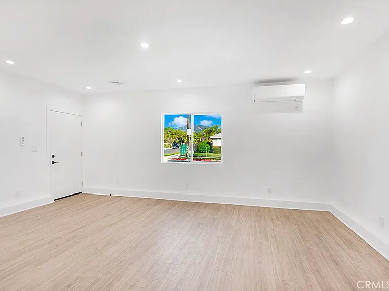 14868 Envoy St — Photo 33