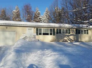 11 Gadsen Ct, Colonie, NY 12205