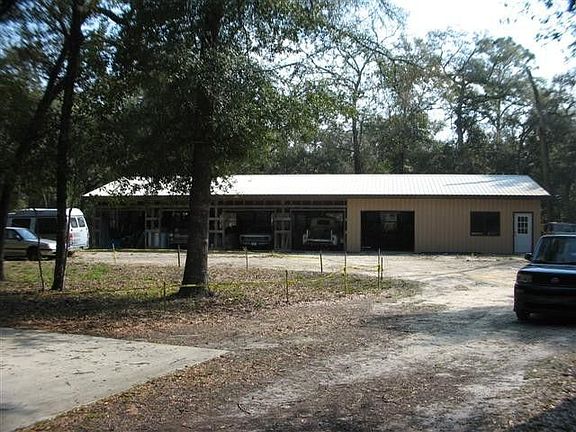 5 Car Detached Garage