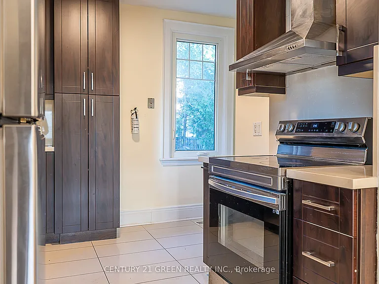 41 Paradise Rd S — Photo 12