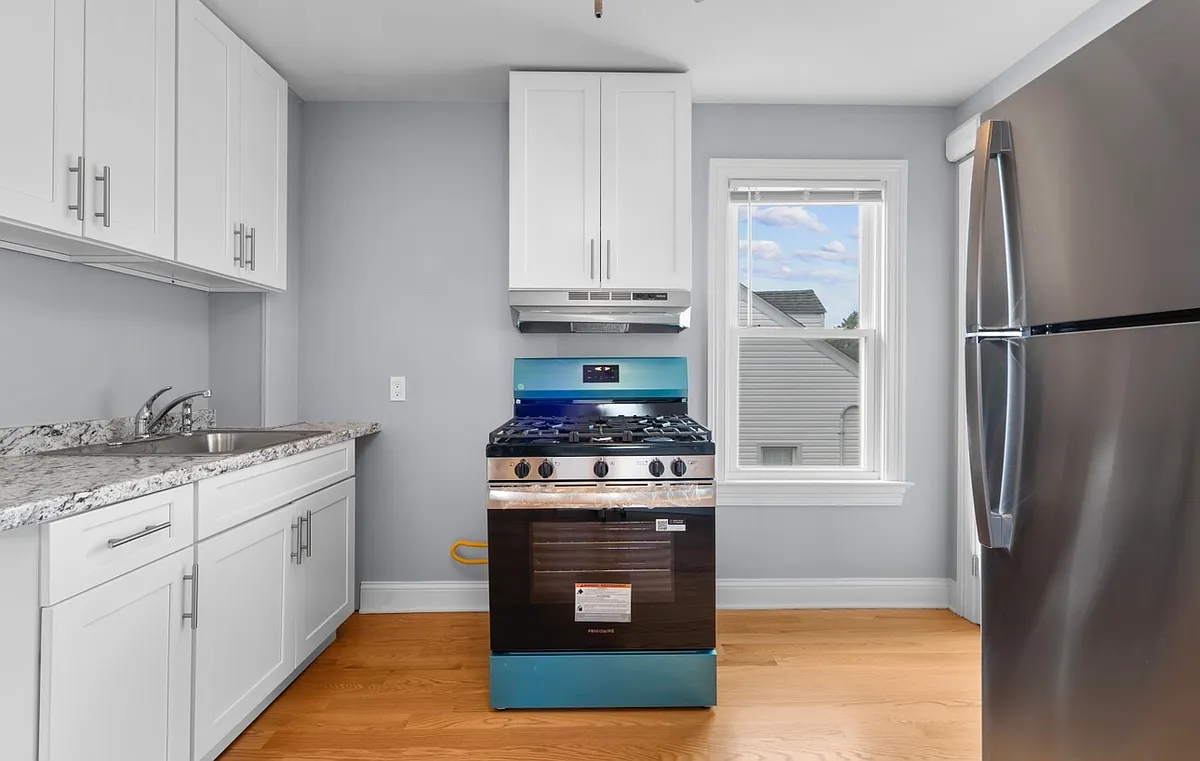 Building Photo - 45 Mead Ave #2