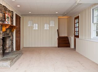 450 Dunham Rd, Fairfield, CT 06824