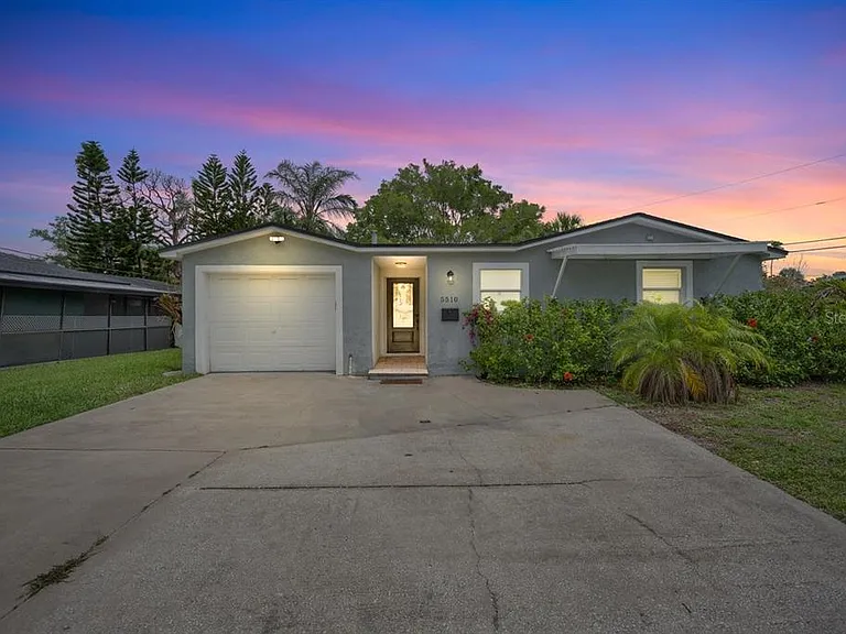 5510 Bayou Grande Blvd NE — Photo 1