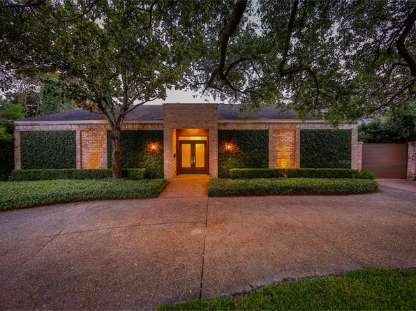 10103 Briar Forest Dr, Houston, TX 77042