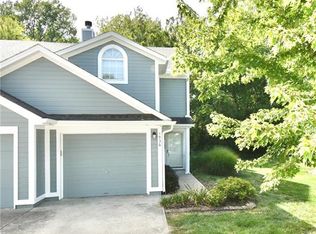 5936 NE Moonstone Dr #17-D, Lees Summit, MO 64064