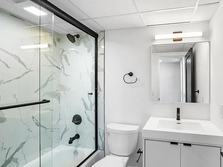 1800 W Girard Ave #2 — Photo 12