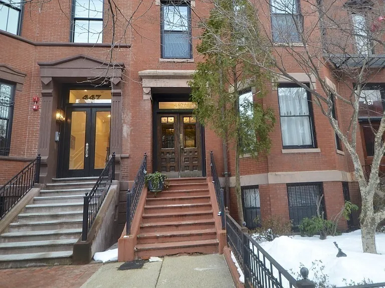 449 Beacon St #6 — Photo 35