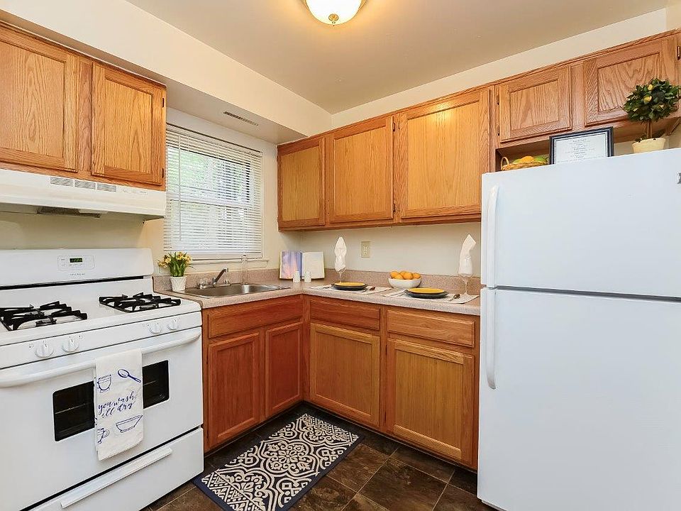 1st image of 177 South St APT A-1