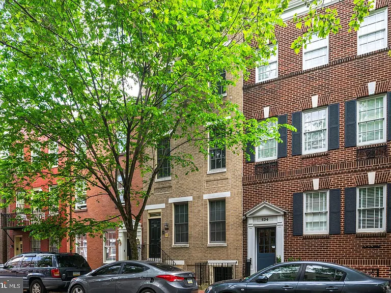 632 Pine St #2 — Photo 15