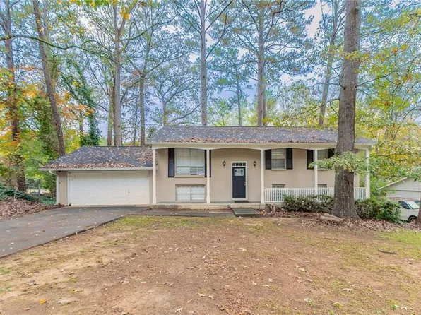 1440 Cedar Ridge Ct, Stone Mountain, GA 30083