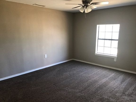 5th image of 1016 N Hancock Ave