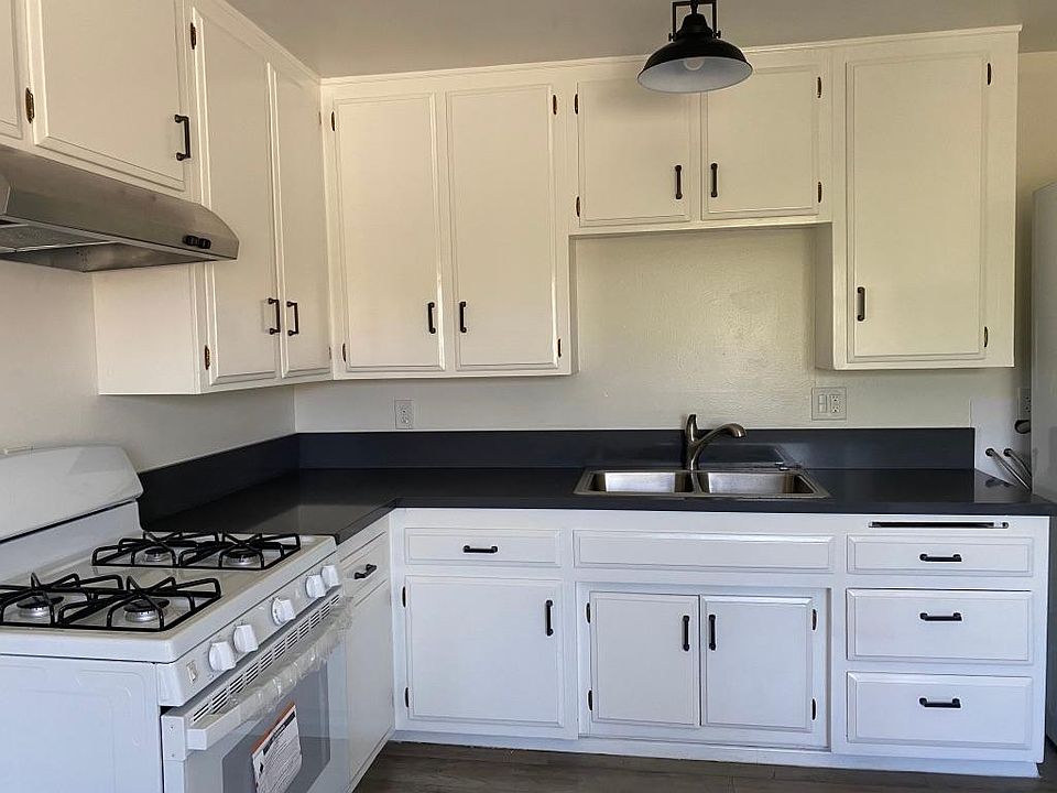 1st image of 3229 Kentucky Pl #B