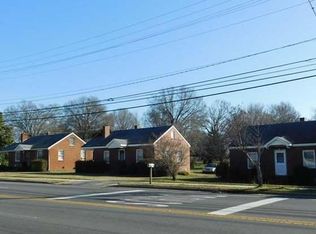 5922 Hickory Grove Rd, Charlotte, NC 28215