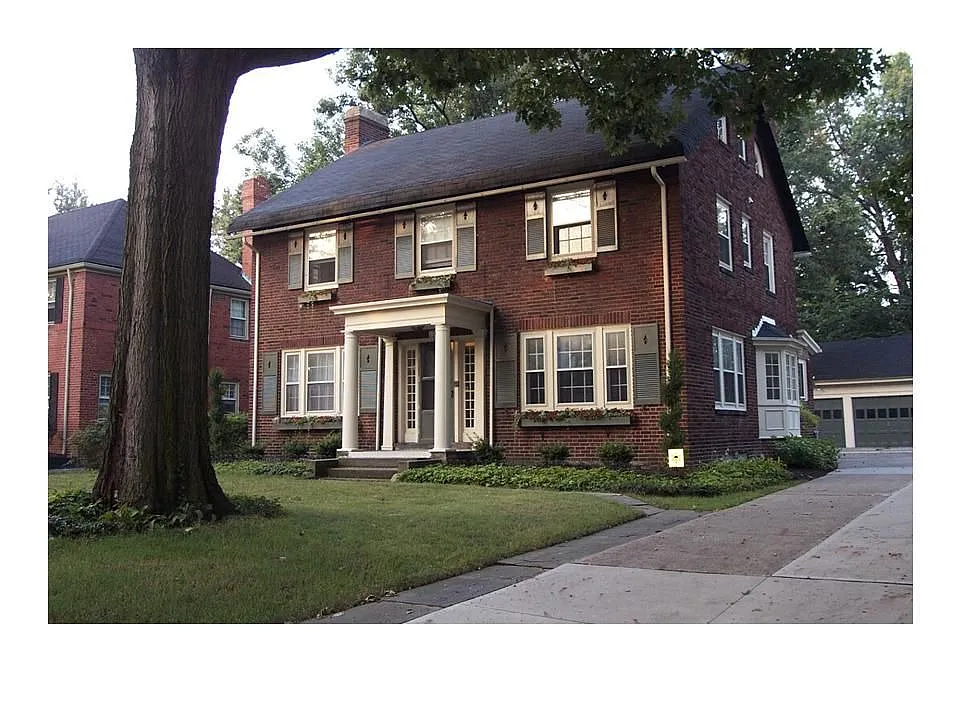 3102 Chadbourne Rd photo 1