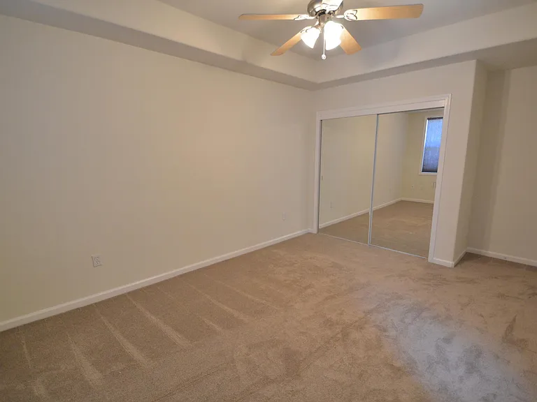 4242 Fitzwilliam St — Photo 11