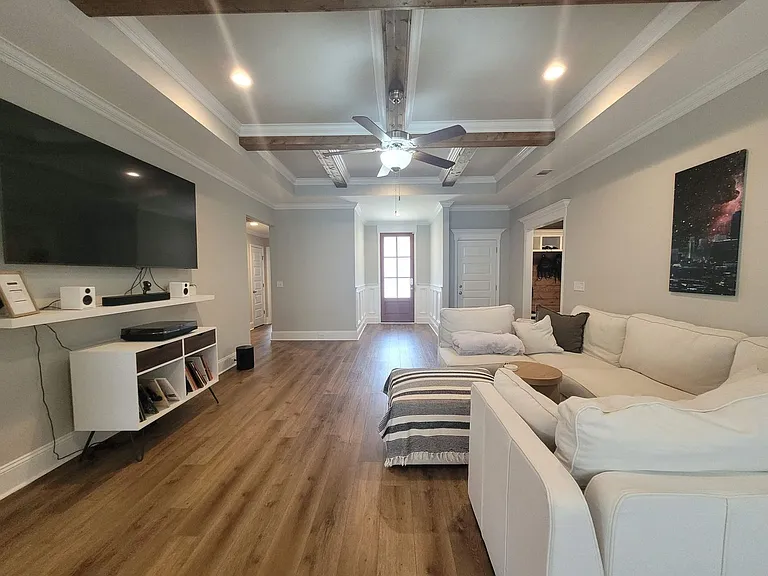 3925 Duke Ct — Photo 3