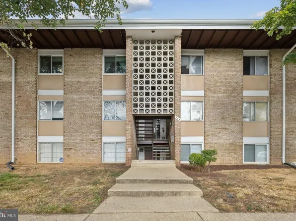 564 Wilson Bridge Dr #6765-D-1, Oxon Hill, MD 20745