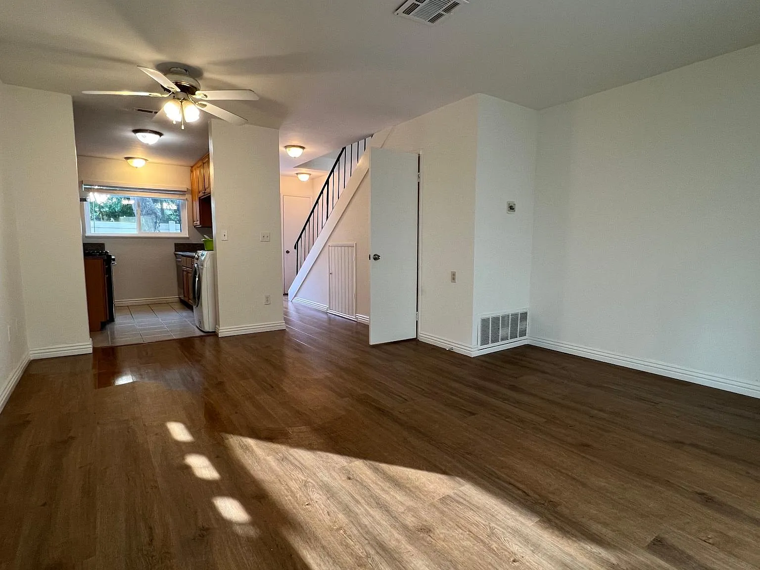 13543 3/4 Village Dr — Photo 2