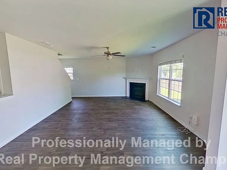 433 Ginger Dr — Photo 4