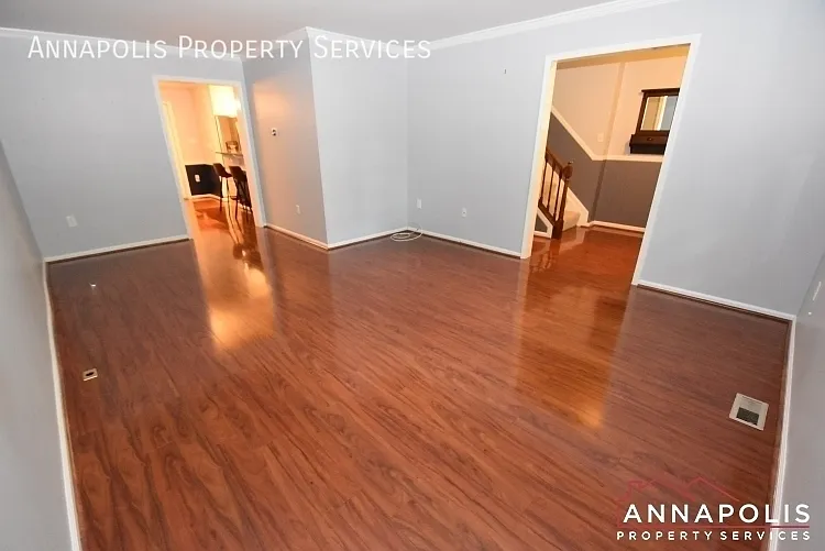 364 Ellenham Ct — Photo 10