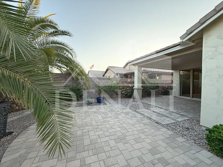 20399 E Arrowhead Trl — Photo 32