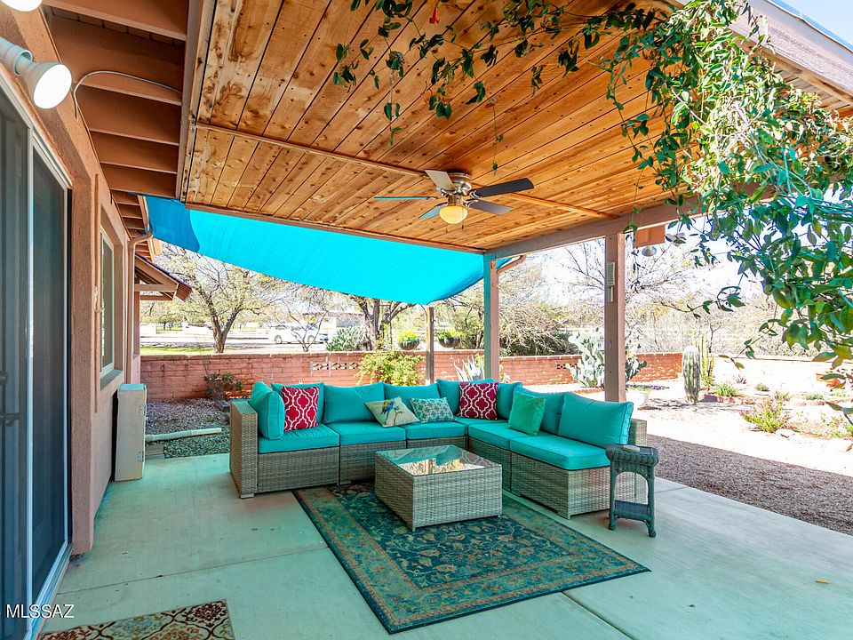 1st image of 293 E Calle Herboso