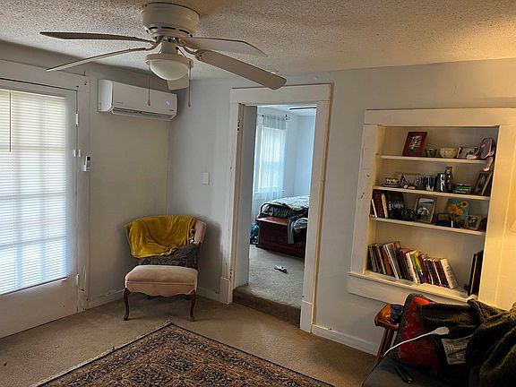 4th image of 719 Prospect St