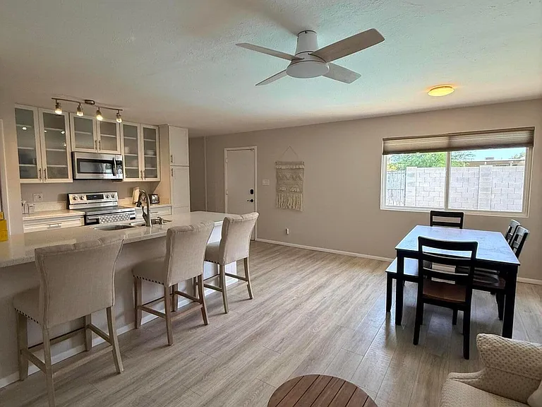 6213 E Earll Dr — Photo 1