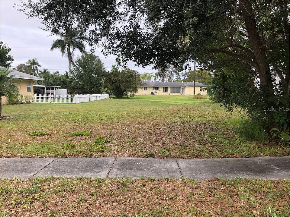 1st image of 1909 1st Ave E