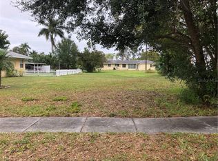 1909 1st Ave E, Bradenton, FL 34208