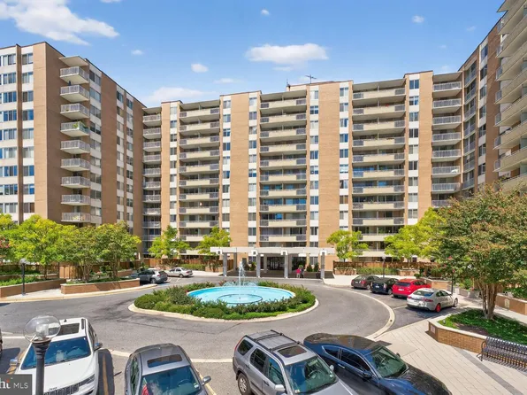 3001 Veazey Ter NW APT 1009, Washington, DC 20008