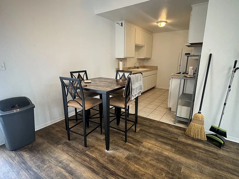 331 Newport Ave #4 — Photo 38