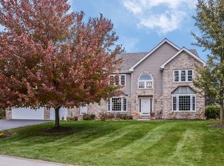 5254 Danbury Ct, Long Grove, IL 60047