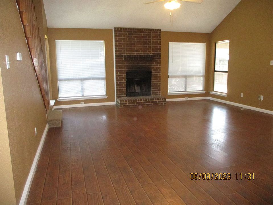 1st image of 2638 Carrington Ln
