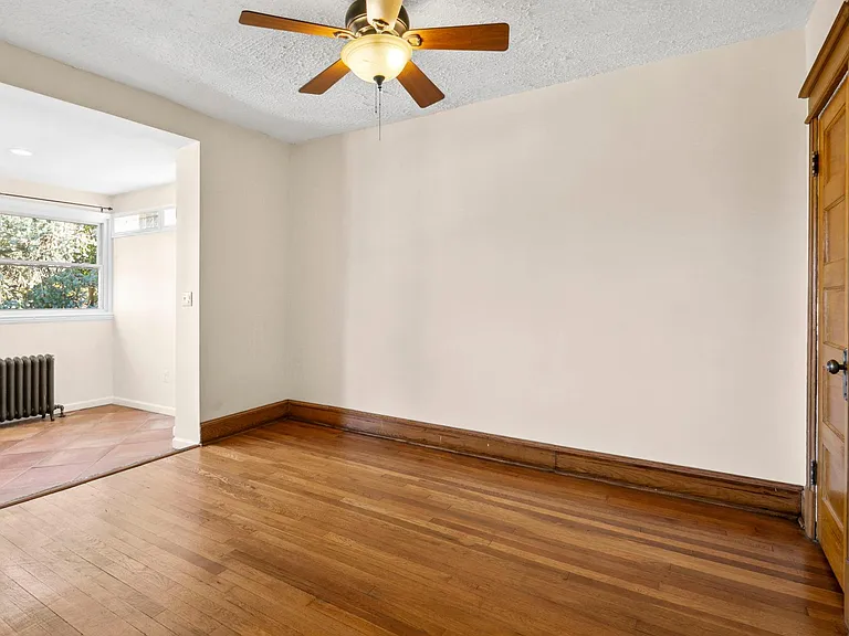 Bedroom #1