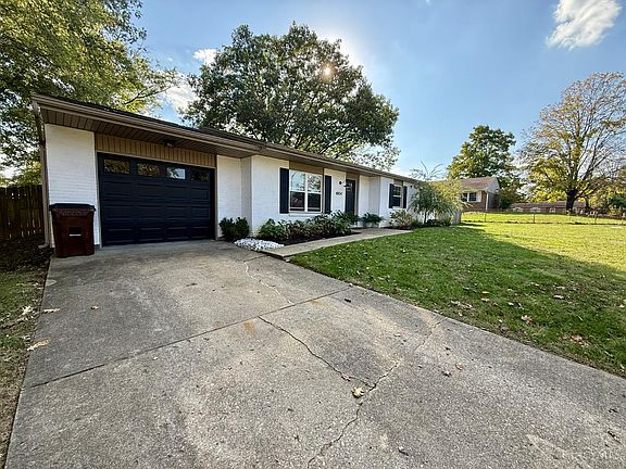 3rd image of 4804 Klare Ct