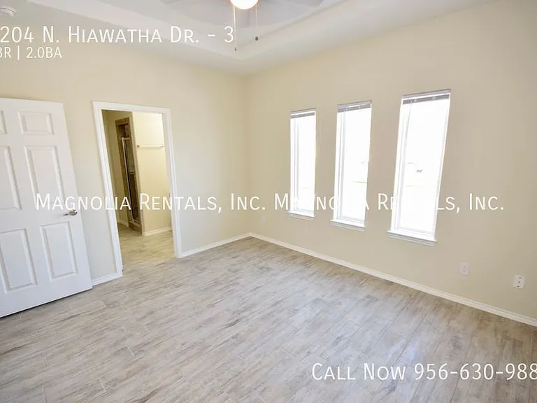 5204 N Hiawatha Dr #3 — Photo 9