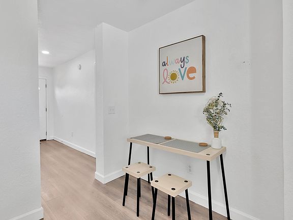 3rd image of 6039 108th Ave #1