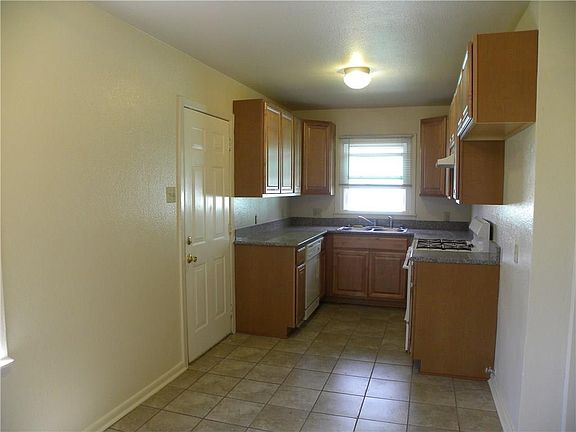 5th image of 2917 Gumwood Park Dr