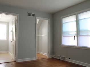 826 Robertson St, Wauwatosa, WI 53213
