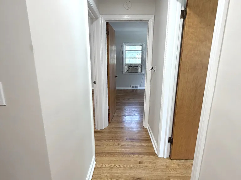 22 Springbrook Rd — Photo 21