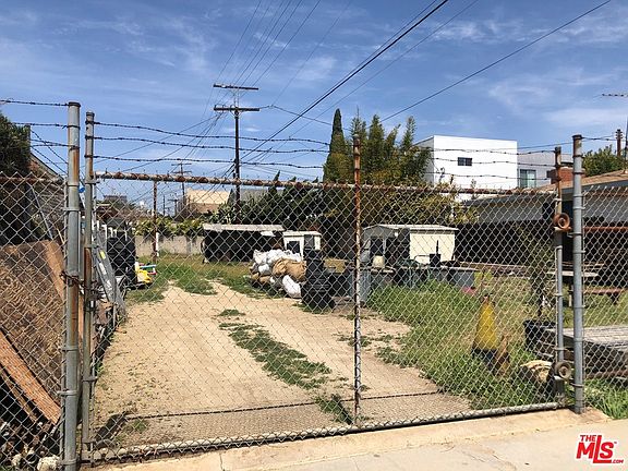 2nd image of 11709 La Grange Ave