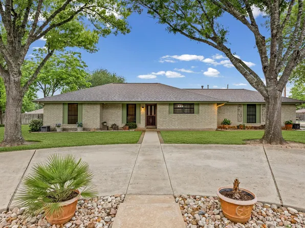 1608 Samoa Ct, Pflugerville, TX 78660