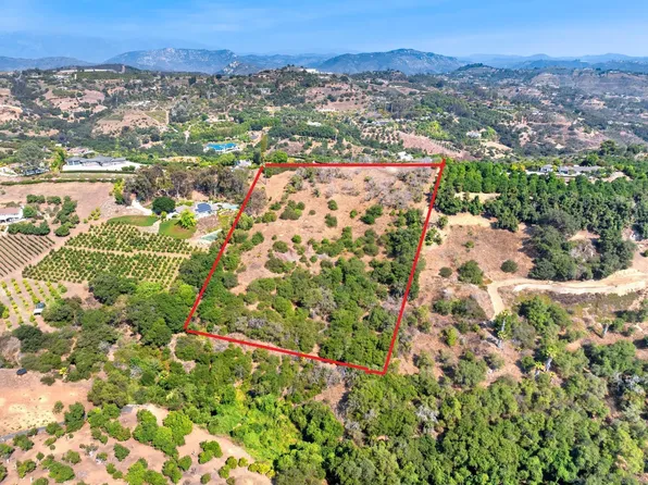 3240 Via Del Cielo #9, Fallbrook, CA 92028