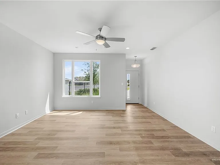700 S Tecate Dr — Photo 5
