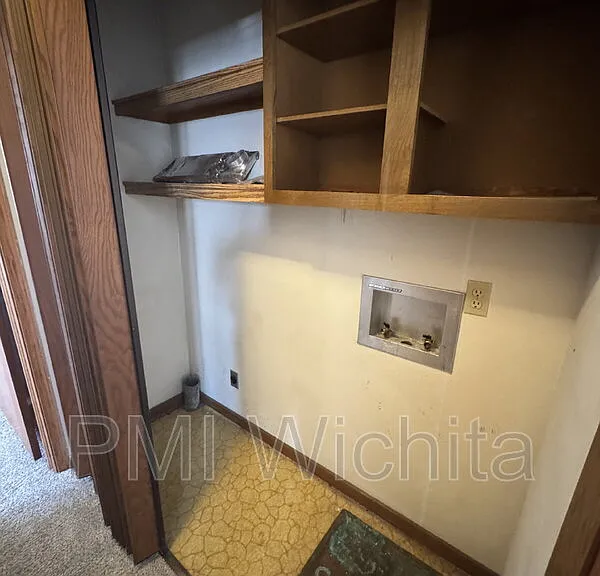 235 S Willo Esque Ct — Photo 8